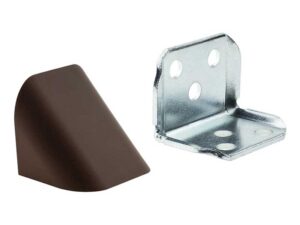 Уголок двойной металлический с накладкой, орех темный